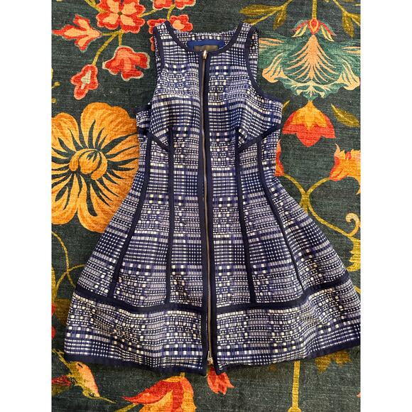 Anthropologie Sleeveless Sculpted Mini Dress Size 0 - Picture 6 of 10